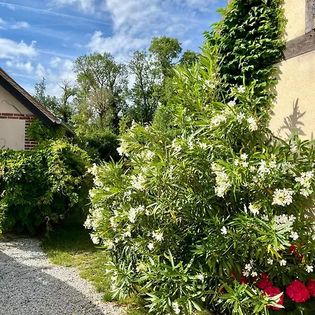 Cote Riviere Apartment Ezy-sur-Eure Exterior photo